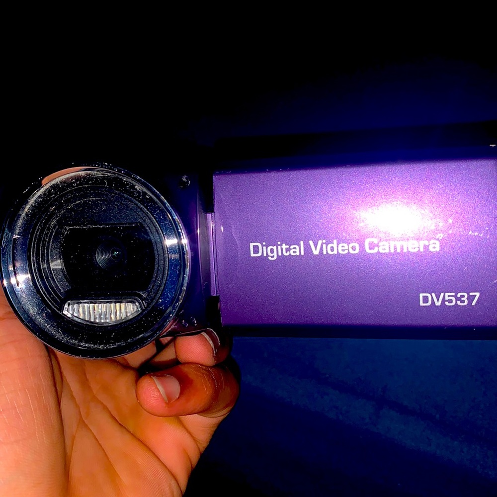 Digital Video camera (DV537)